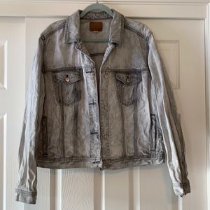 Perfect Condition AE Jean Jacket